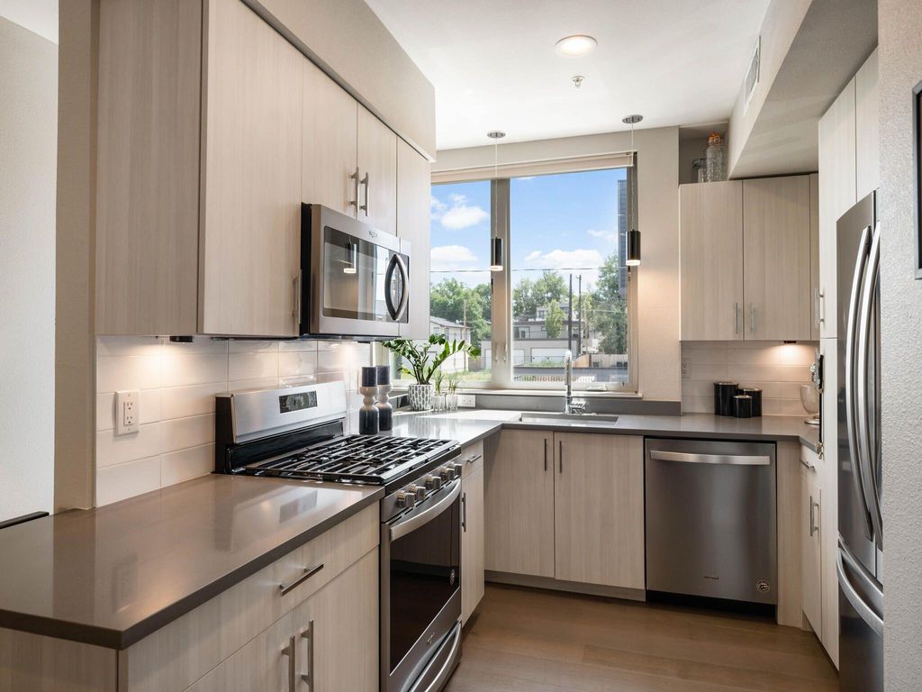 2 bedroom luxury Townhouse for sale in Denver, United States