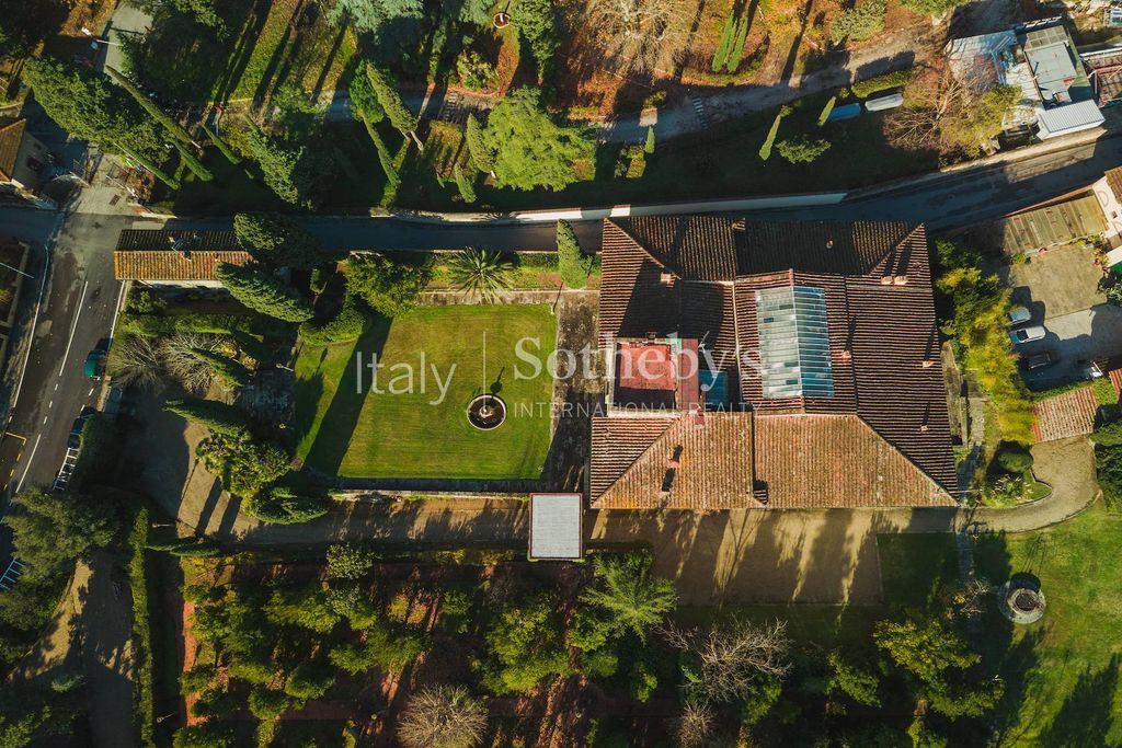 Prestigiosa villa di 1600 mq in vendita, Firenze, Italia