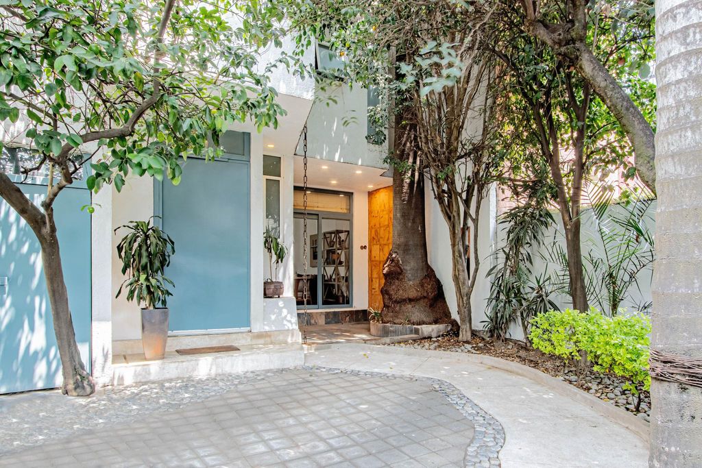 Luxury 4 bedroom Detached House for sale in Mexico City, Mexico
