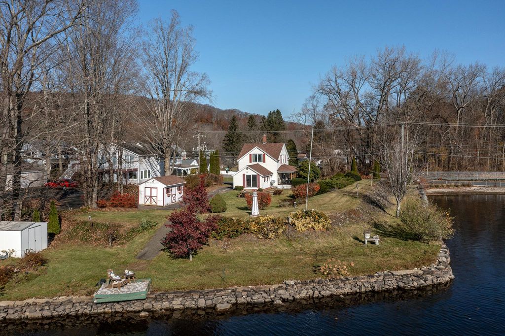 Luxury Detached House for sale in Winchester Center, Connecticut