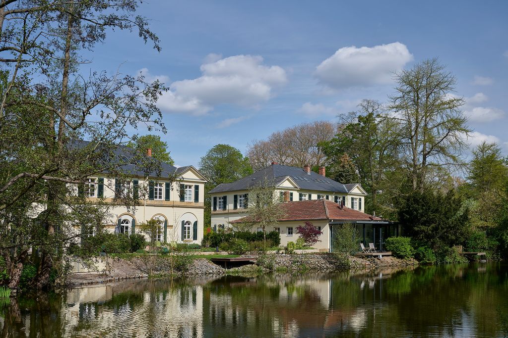 Элитный Замок в продажа - Ганновер, Lower Saxony