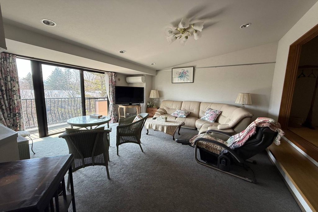 Престижная квартрира 106 м2 в продажа Karuizawa, Nagano-ken