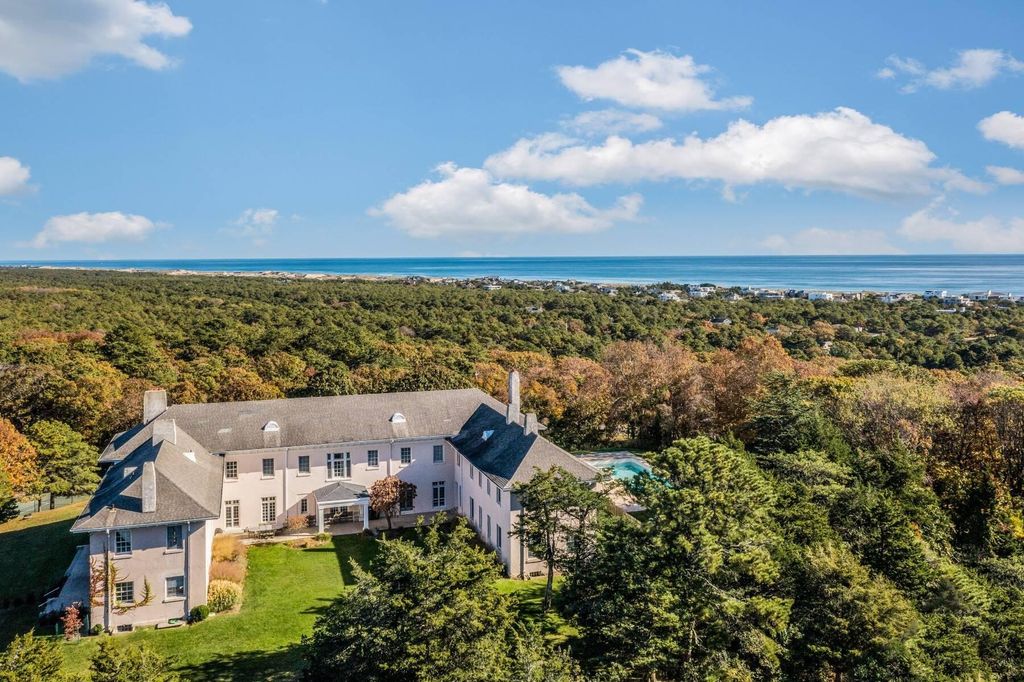 Luxury Detached House for sale in 2 Ocean View Lane, Amagansett, New York