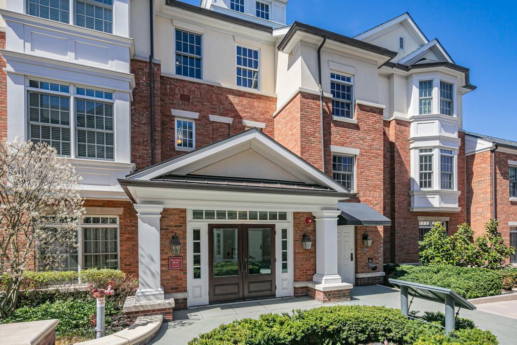 Luxury Apartment for sale in Princeton, New Jersey