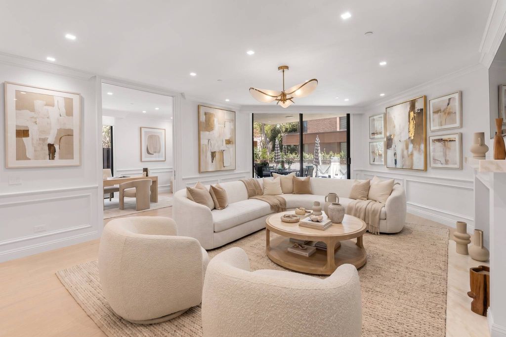 Luxury Apartment for sale in Beverly Hills, California - 132765873 - LuxuryEstate.com