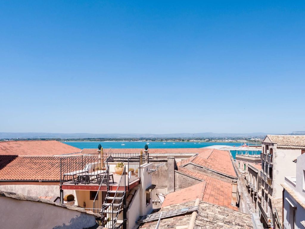 esclusiva casa indipendente di 500 mq in vendita via dell amalfitania, siracusa, sicilia