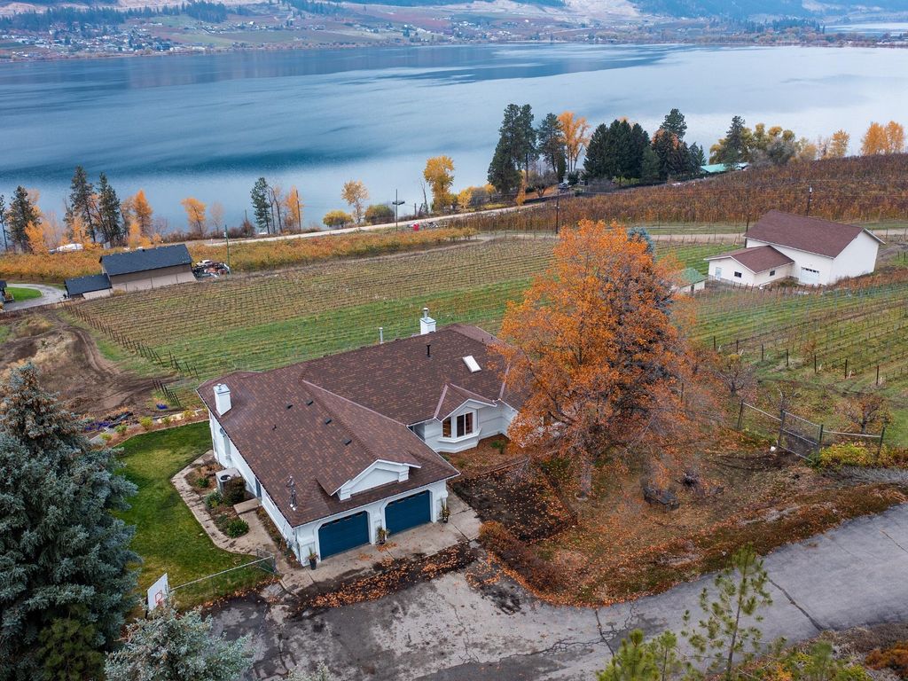 Luxury 6 bedroom Detached House for sale in 14420 Oyama Road, Lake