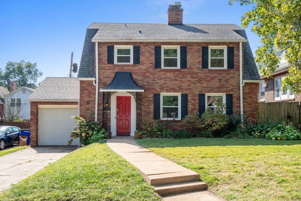 3 bedroom luxury Detached House for sale in University City, United