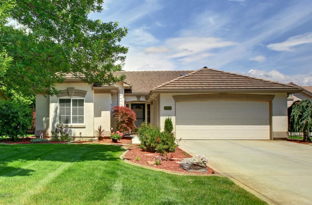 3 bedroom luxury Detached House for sale in Garden City, United States