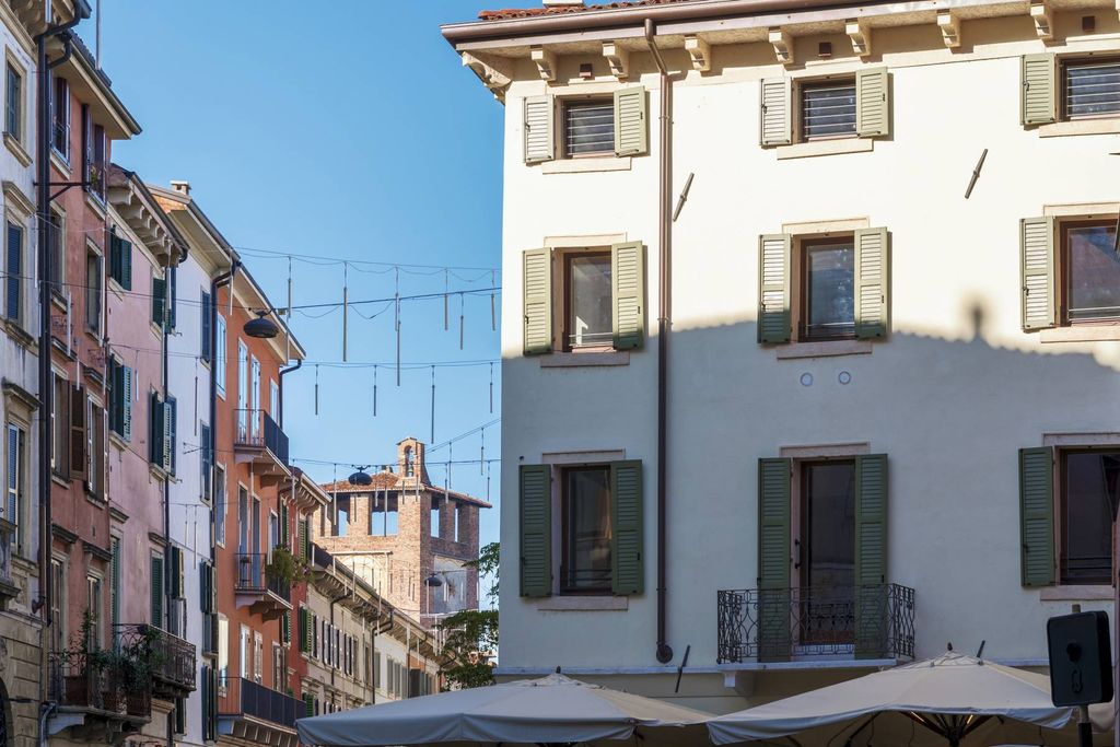 1 room luxury Apartment for sale in Verona, Italy