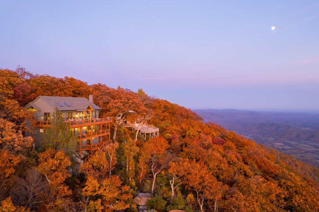 5 room luxury Detached House for sale in Wintergreen, Virginia