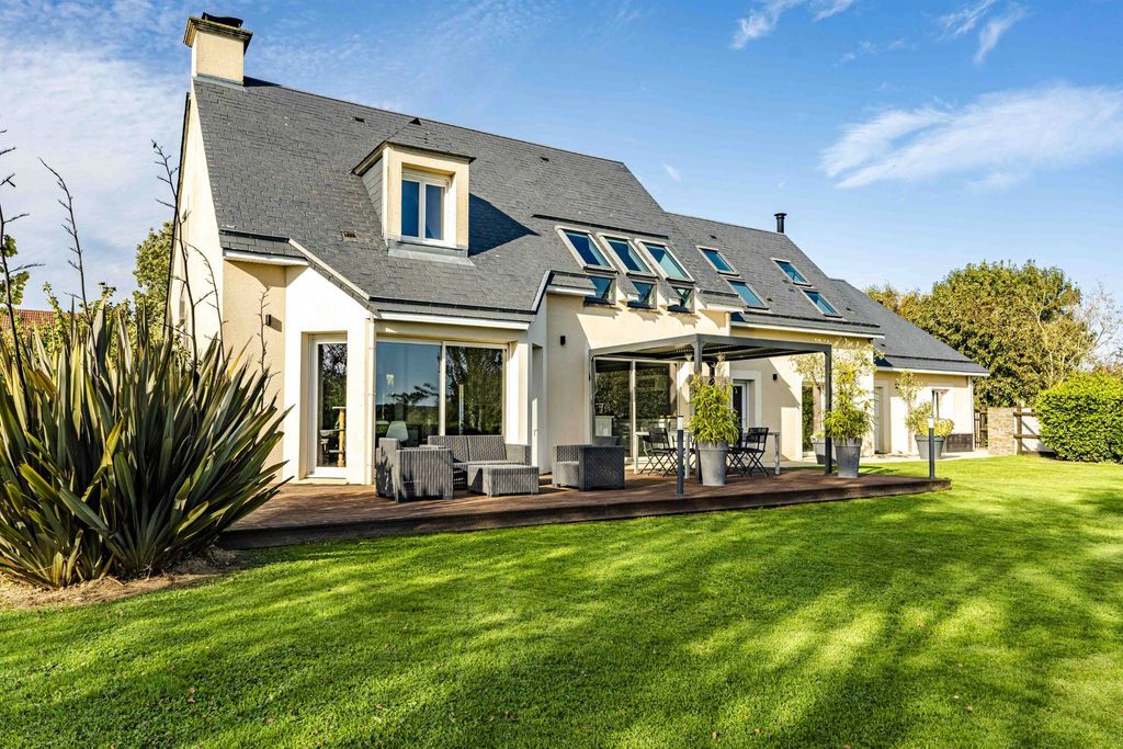 Luxuriöses Einfamilienhaus, 8 Zimmern, zu verkaufen in Bayeux