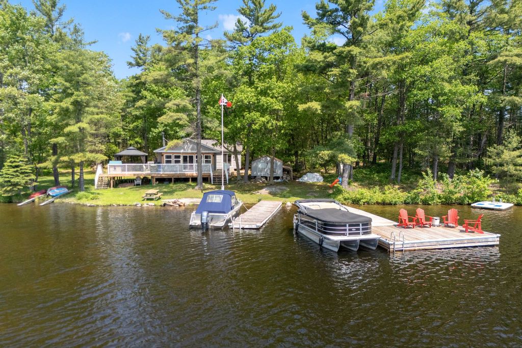 Эксклюзивный Особняк в продажа Georgian Bay, Ontario