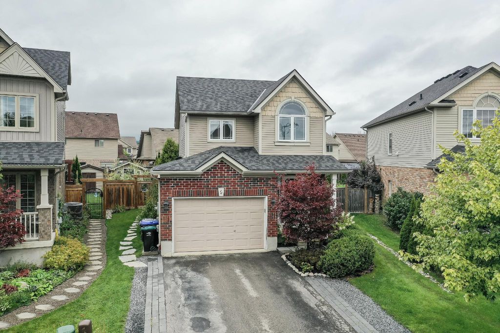 3 bedroom luxury Detached House for sale in Collingwood, Canada