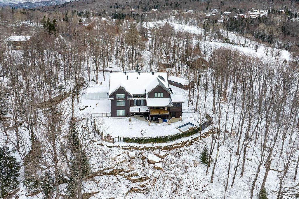 Luxuriöses Einfamilienhaus zu verkaufen in LacBeauport, Québec