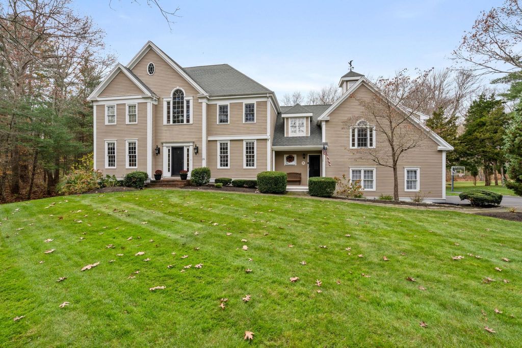 Luxury 4 bedroom Detached House for sale in Norwell, Massachusetts