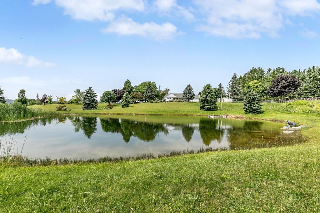 Casa de 340 m2 en venta Clearview Heights, Ontario 129019076