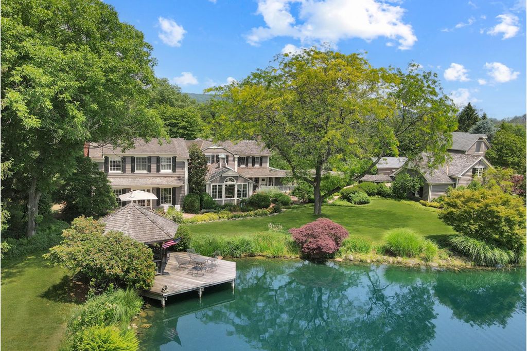 Luxury Detached House for sale in Tewksbury, New Jersey 129369329