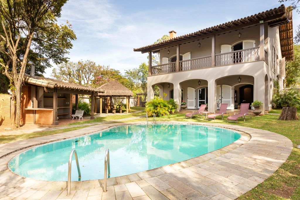 Prestigiosa casa de 724 m² à venda São Paulo