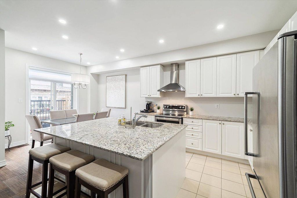 Luxuriöses Stadthaus, 3 Schlafzimmer, zu verkaufen in Richmond Hill, Ontario