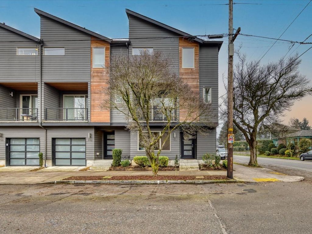 Luxury apartment complex for sale in Portland, United States