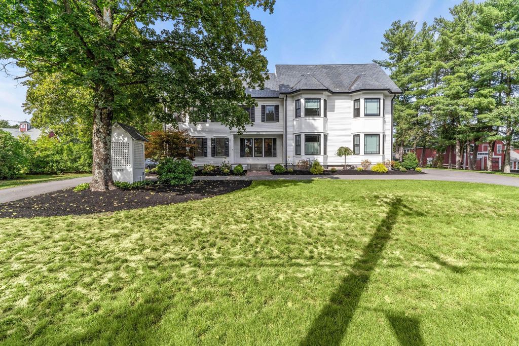 Luxury House for sale in Dunstable, Massachusetts