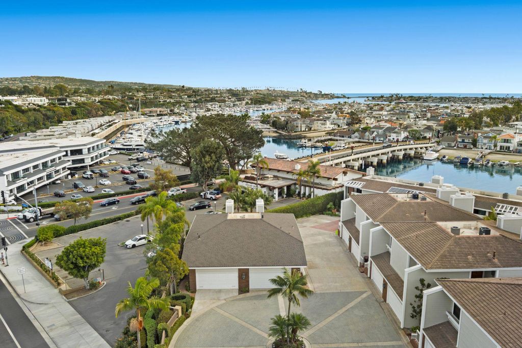 Престижная квартрира 151 м2 в продажа Newport Beach, США