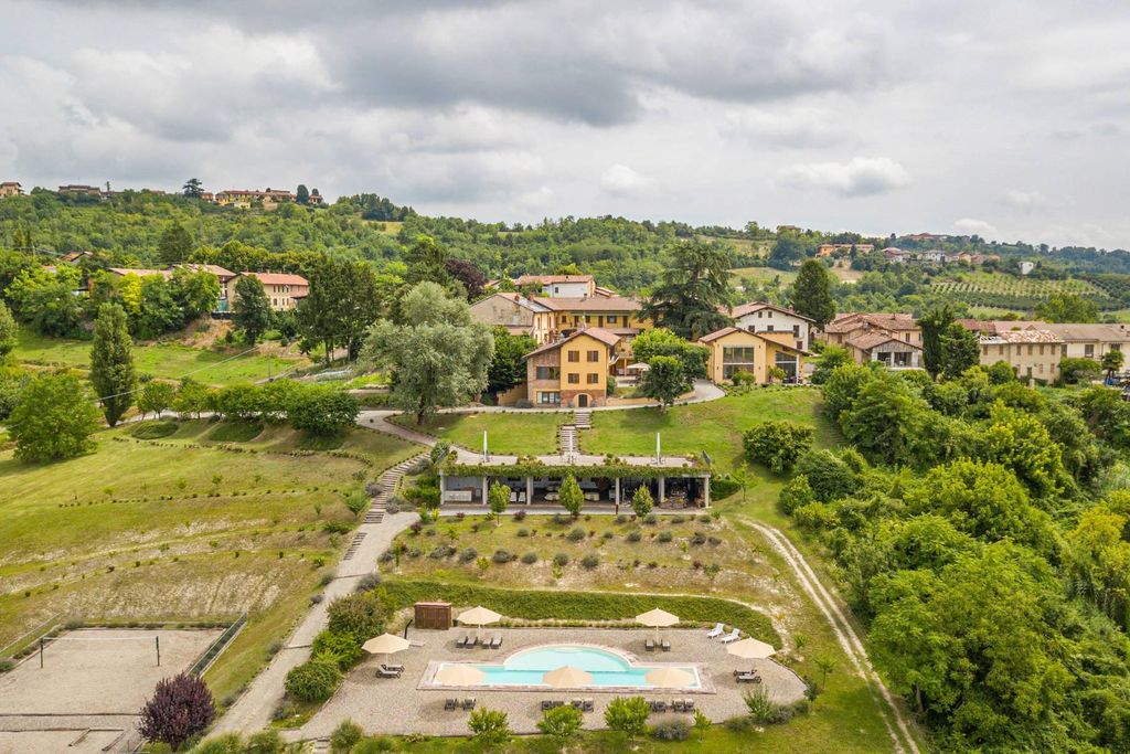 Esclusiva Casa Indipendente di 800 mq in vendita Gabiano, Piemonte