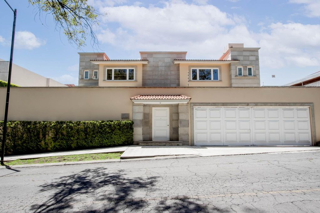 4 bedroom luxury Detached House for sale in Mexico City, Mexico