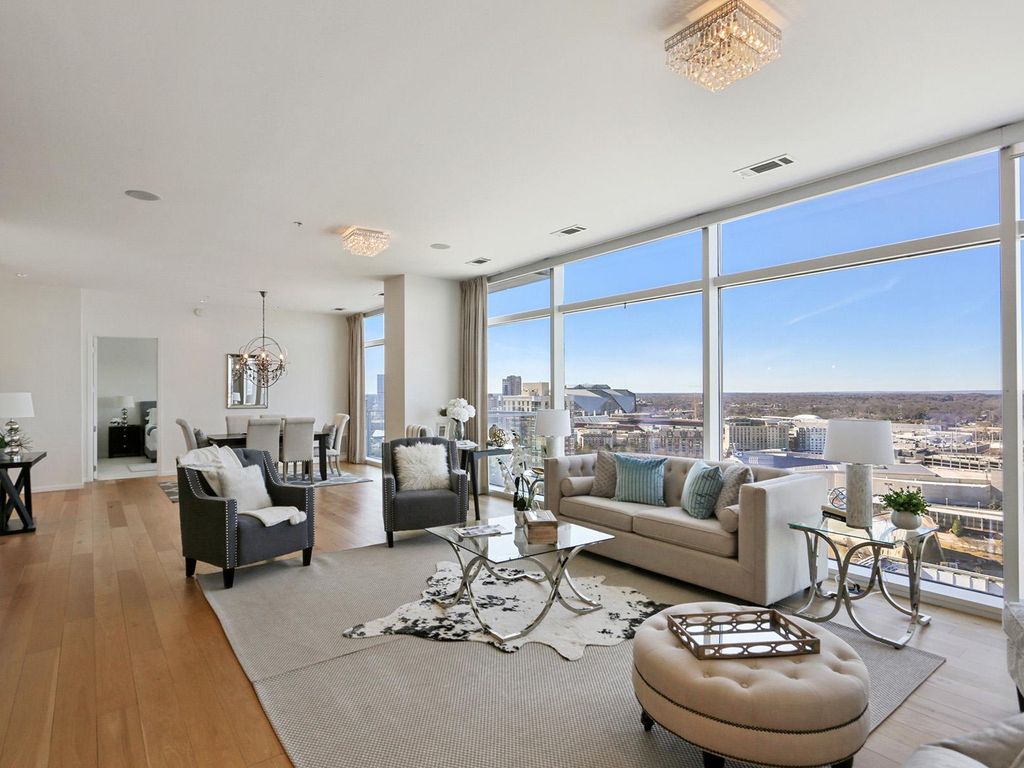 Luxury apartment complex for sale in 45 Ivan Allen Jr. Boulevard No