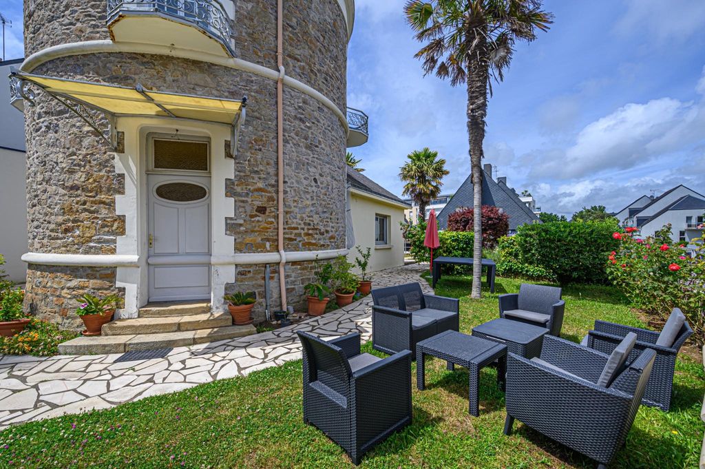 Luxury Semidetached House for sale in SaintNazaire, France 127737151