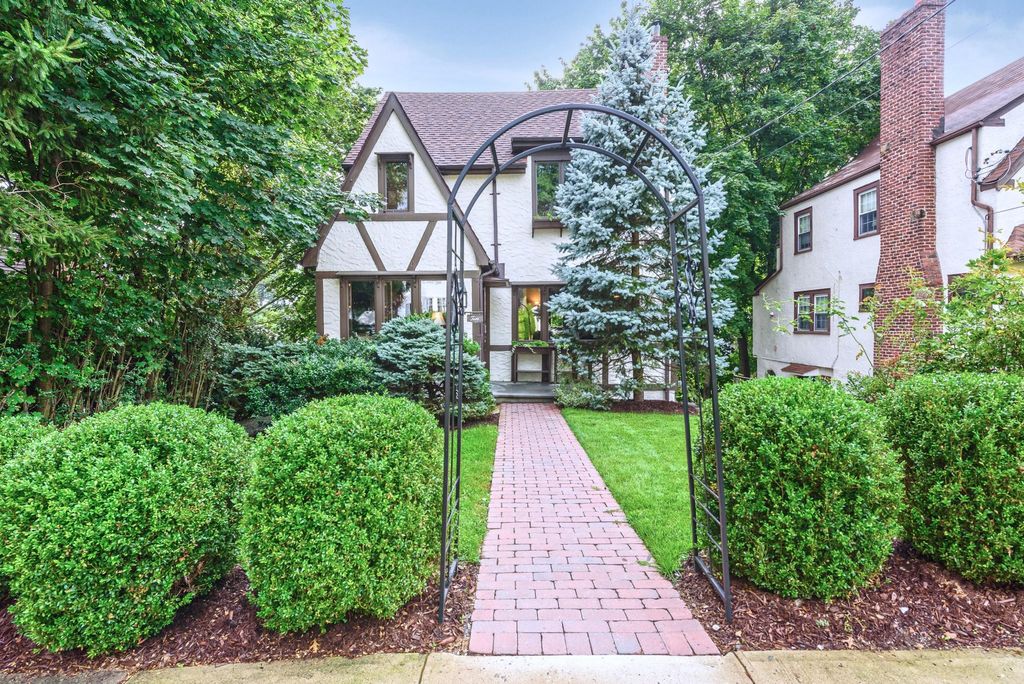 Casa indipendente in Vendita a New Rochelle, rif. LX123513325 Immobiliare.it