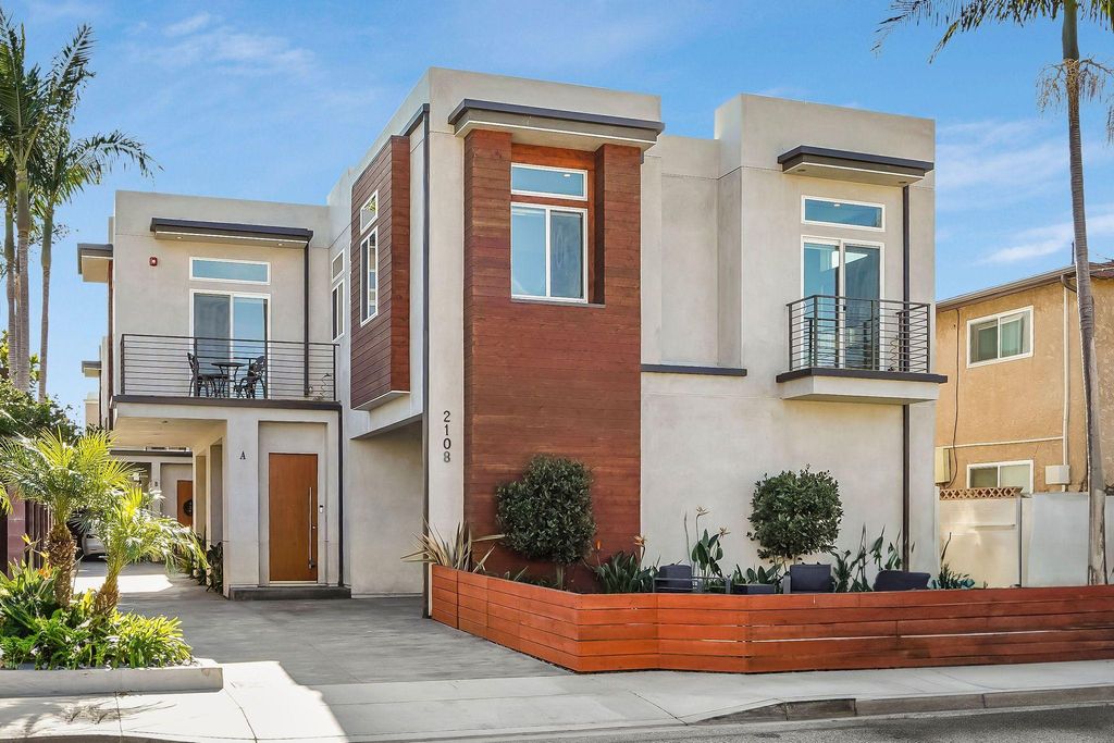 4 bedroom luxury Townhouse for sale in Redondo Beach, United States