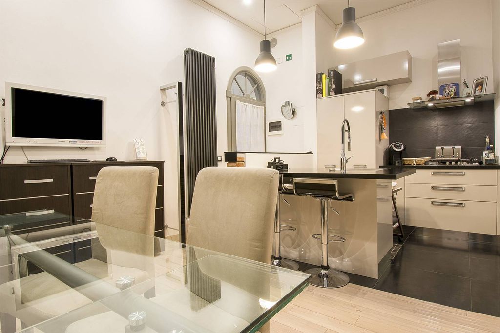 Prestigioso appartamento in vendita Firenze, Italia