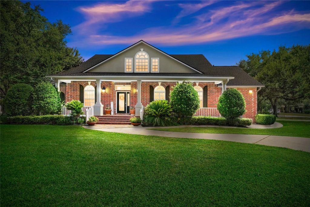 18 room luxury detached house for sale in spring, texas