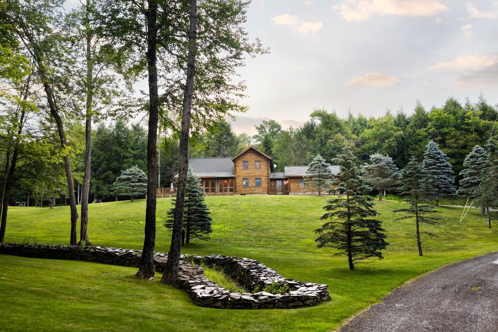 Exklusives Einfamilienhaus von 346 m2 zu verkaufen in Roscoe, New York