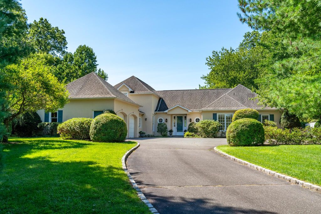 4 bedroom luxury Detached House for sale in Locust Valley, United