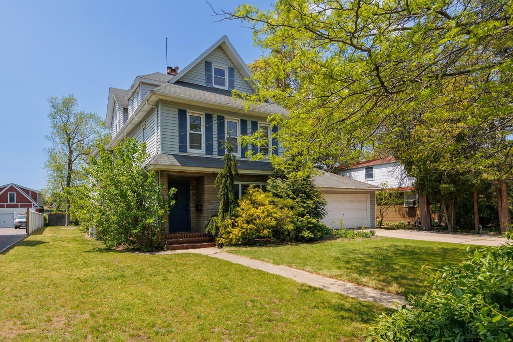 Luxuriöses Einfamilienhaus von 371 m2 zu verkaufen in Rockville Centre