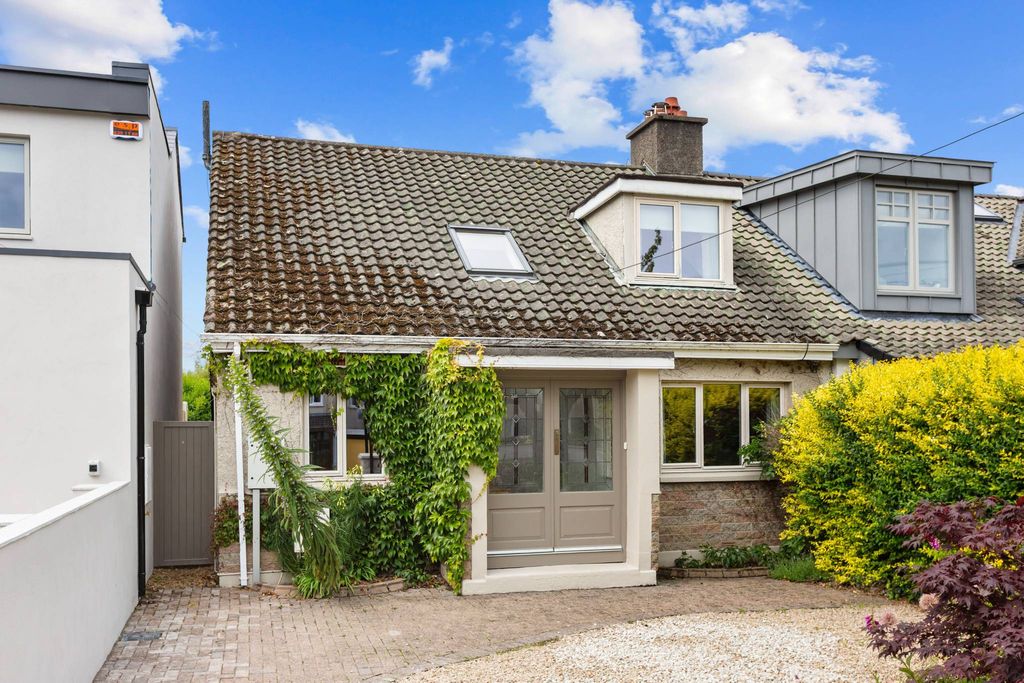 Дом 150 м2 в продажа Blackrock, Ленстер