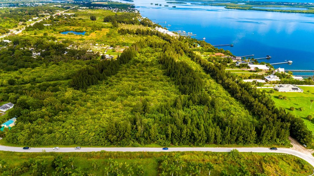 Terrain 4790 87th Street, Sebastian, Comté d'Indian River, Florida 114265805
