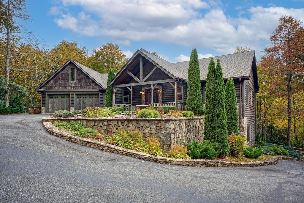 Luxury Detached House for sale in Blowing Rock, North Carolina