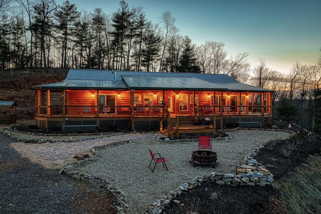 Luxury 6 room Detached House for sale in Del Rio, Tennessee 129673641