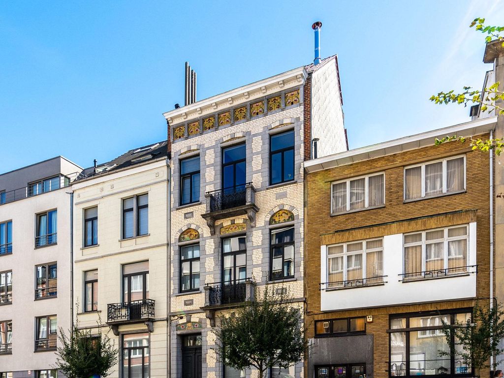 6 bedroom luxury Townhouse for sale in Uccle, Belgium 129264077