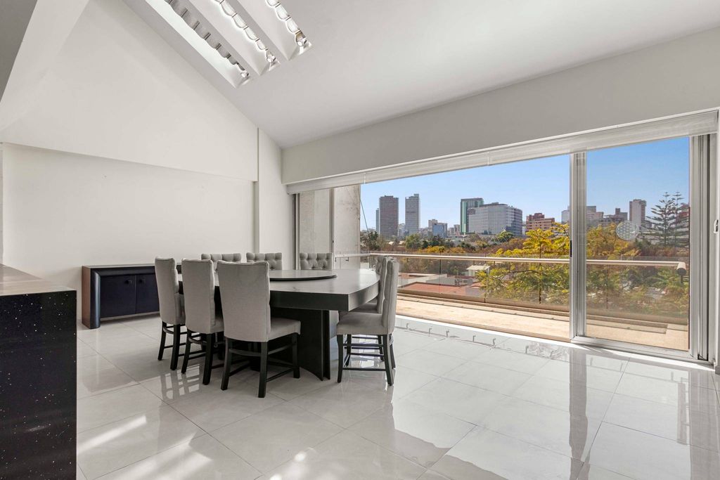 Элитная квартира 340 м2 в продажа Miguel Hidalgo, Мексика