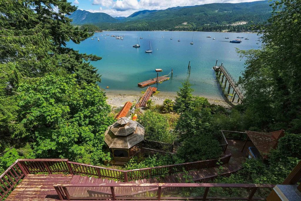 Престижный Особняк 335 м2 в продажа Sechelt, British Columbia