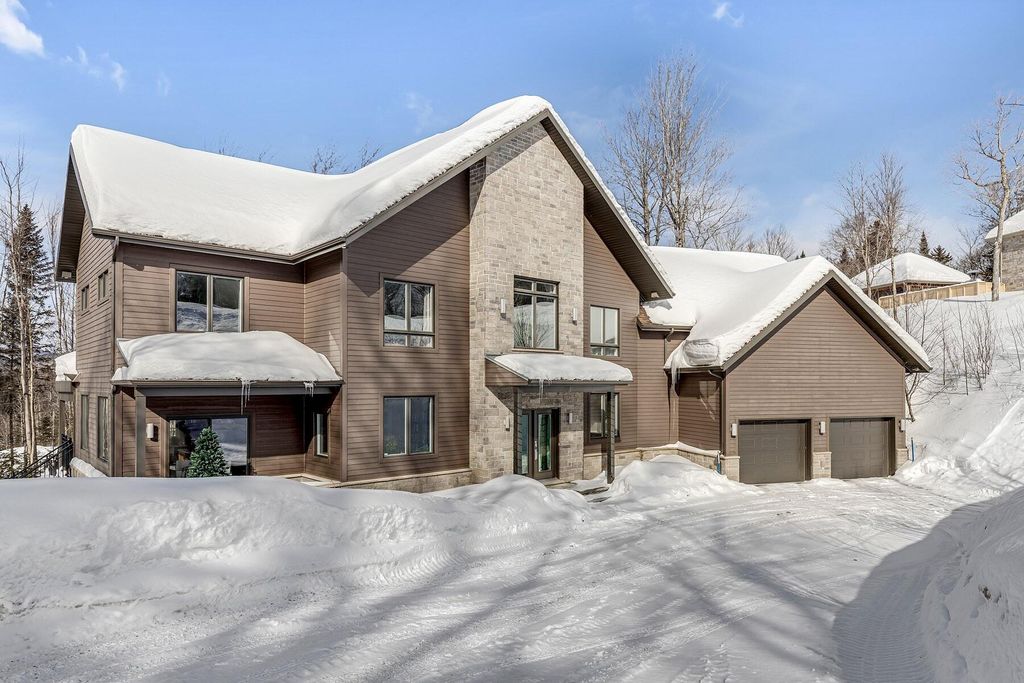 Maison de luxe 4 chambres en vente LacBeauport, Canada 122380985