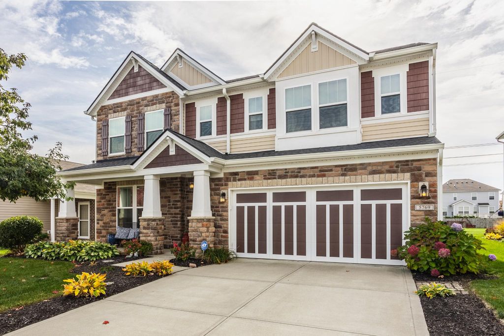 10 room luxury Detached House for sale in Whitestown, United States