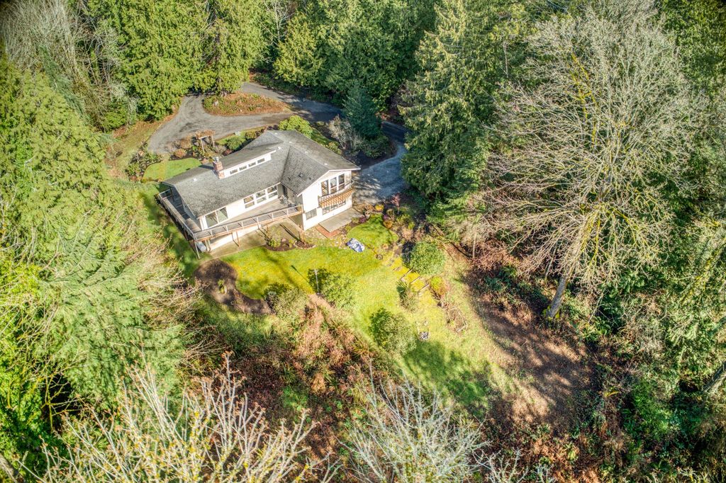 3 bedroom luxury Detached House for sale in Suquamish, Washington