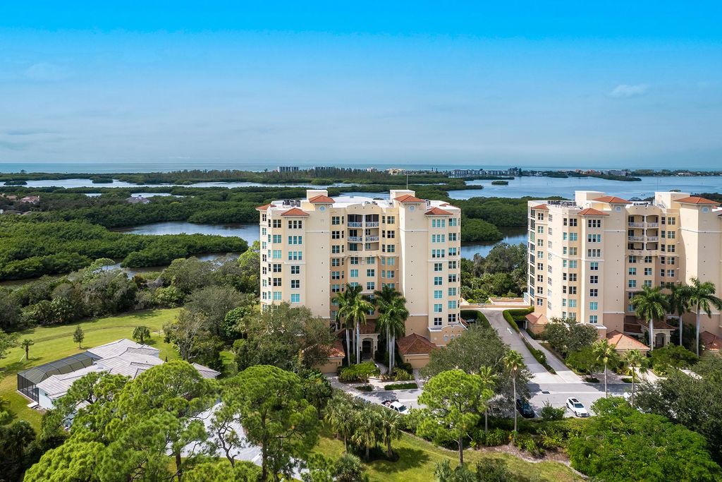 Luxury Apartment for sale in Osprey, Florida