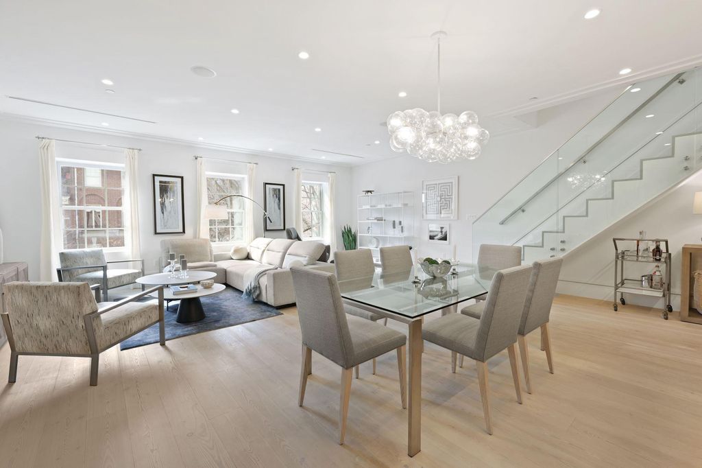 2 bedroom luxury Apartment for sale in Washington, District of Columbia